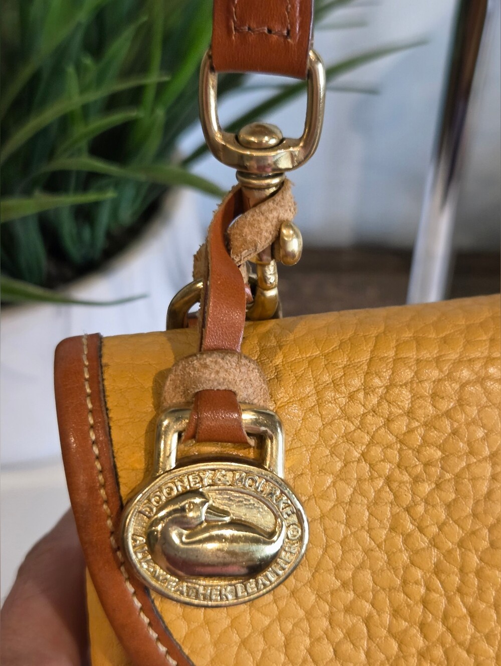 Dooney & Bourke Vintage Palomino Cavalry Body Bag - Picture 7 of 15